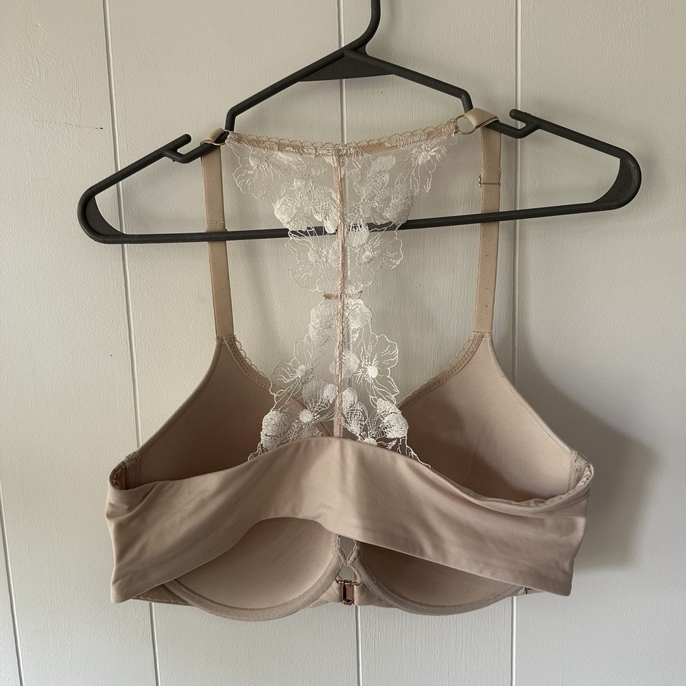 Victoria's Secret Body by Victoria Lace Racerback Bra 36DD Nude Front Clasp - Picture 2 of 14
